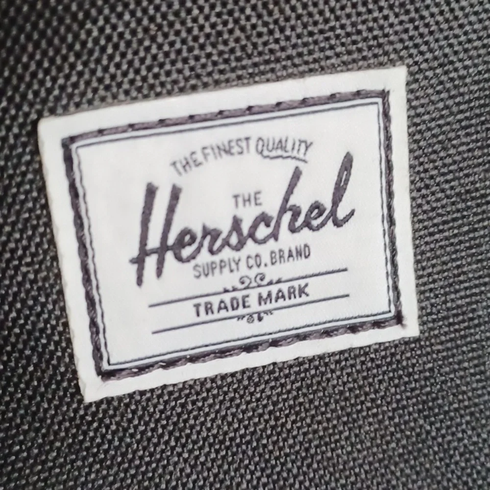 Herschel backpack - Picture 8 of 16